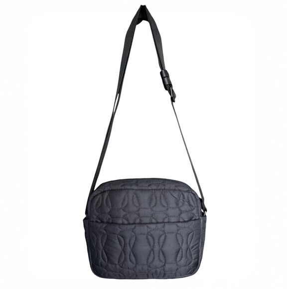 Lululemon Embrace Quilted Crossbody Bag in Black - Picture 7 of 11